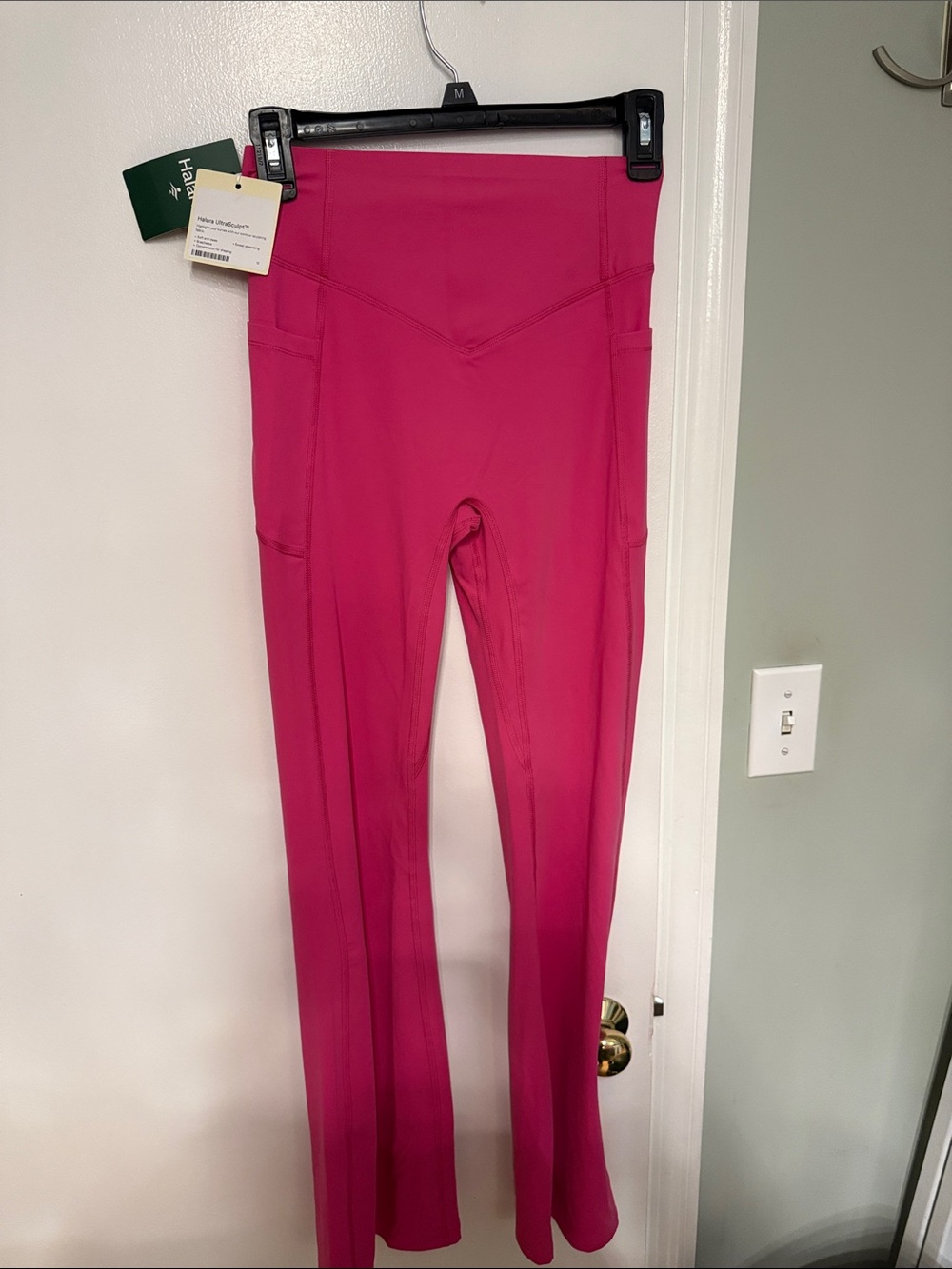 HALARA UltraSculpt Bright Magenta High-Waist Leggings with Side Pockets